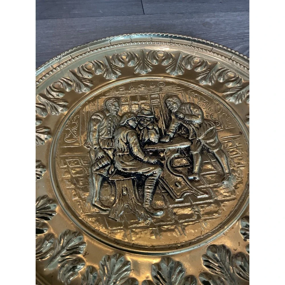 Vintage Peerage Brass Wall Hanging Plate 12